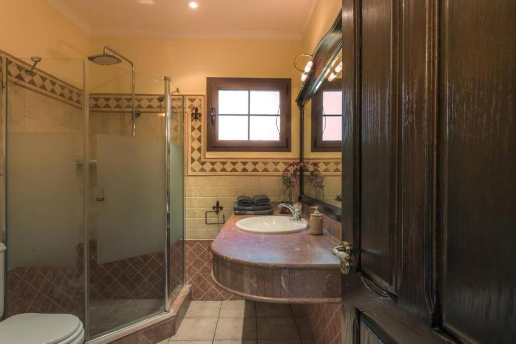 Vivienda Vacacional La Finca Los Palmitos Bagian luar foto